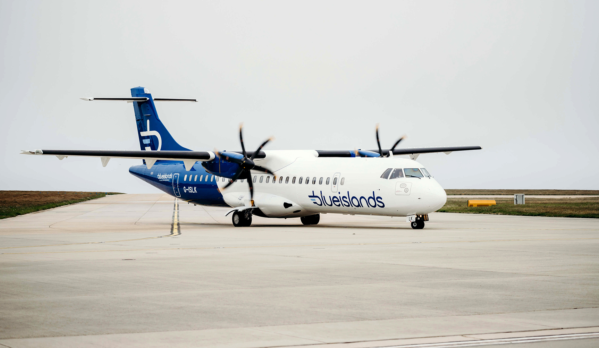 BLUE ISLANDS ATR RUNWAY.jpg